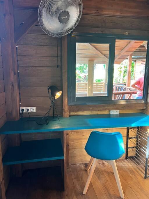 La Kaz A Pepes, Charmant Logement Avec Piscine Lamentin Esterno foto